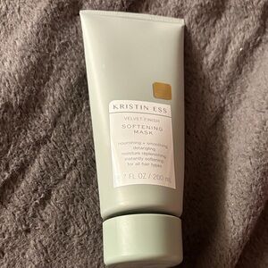 Kristin Ess Velvet Finish Softening Mask - Light Green